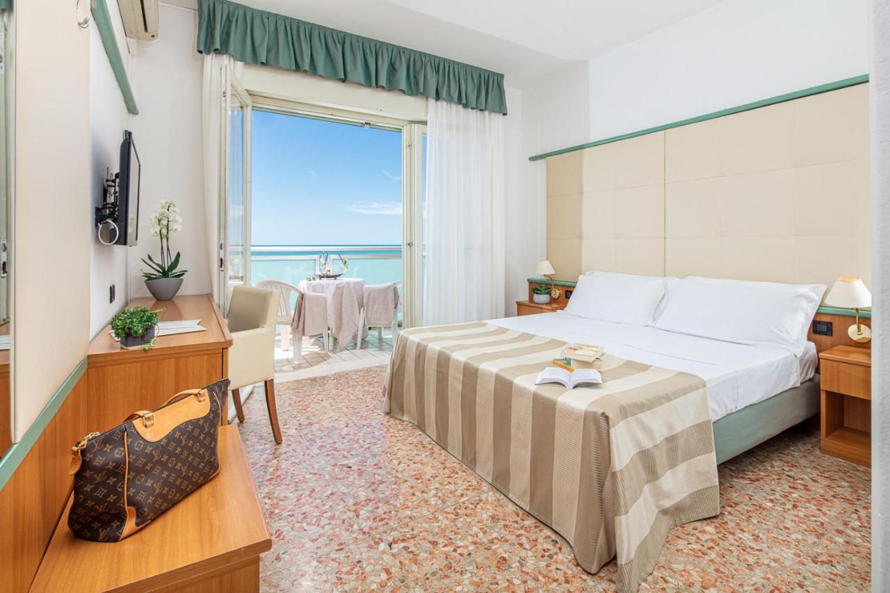 Hotel Royal Bibione Zewnętrze zdjęcie