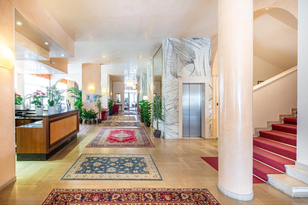 Hotel Royal Bibione Zewnętrze zdjęcie