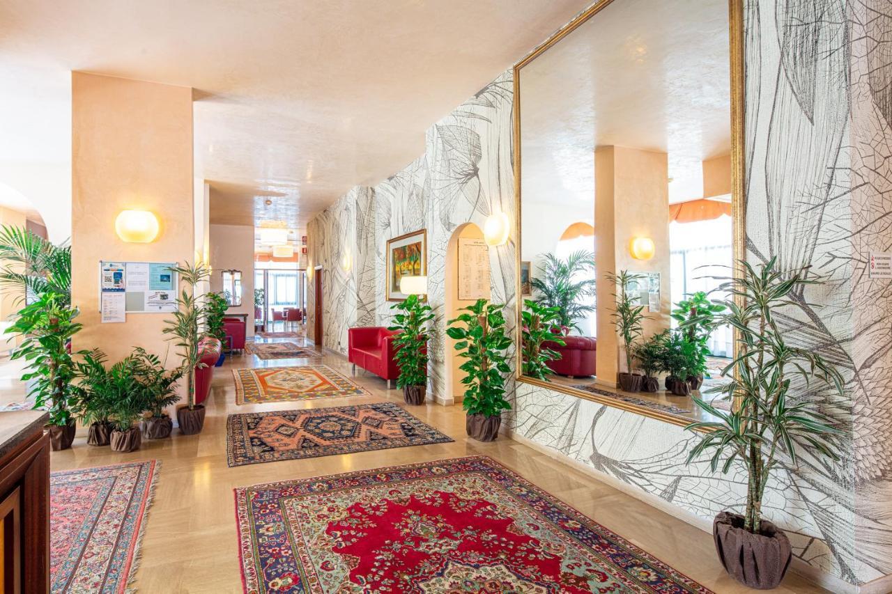 Hotel Royal Bibione Zewnętrze zdjęcie