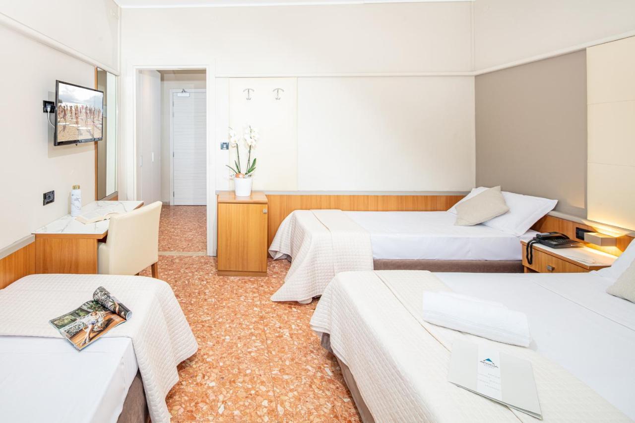 Hotel Royal Bibione Zewnętrze zdjęcie