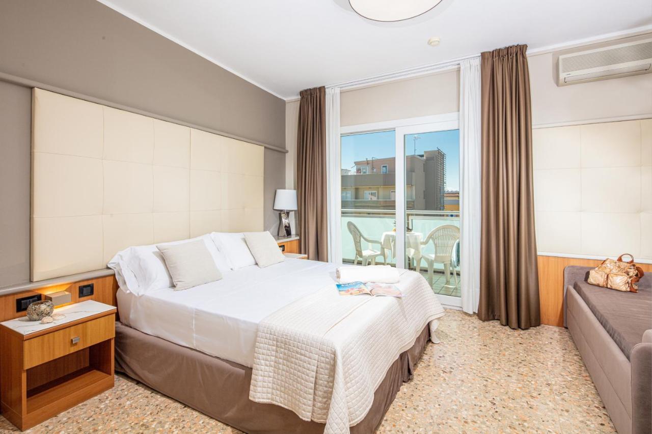 Hotel Royal Bibione Zewnętrze zdjęcie