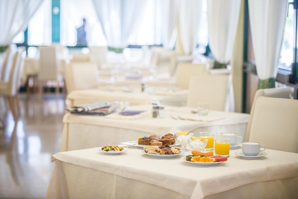 Hotel Royal Bibione Zewnętrze zdjęcie