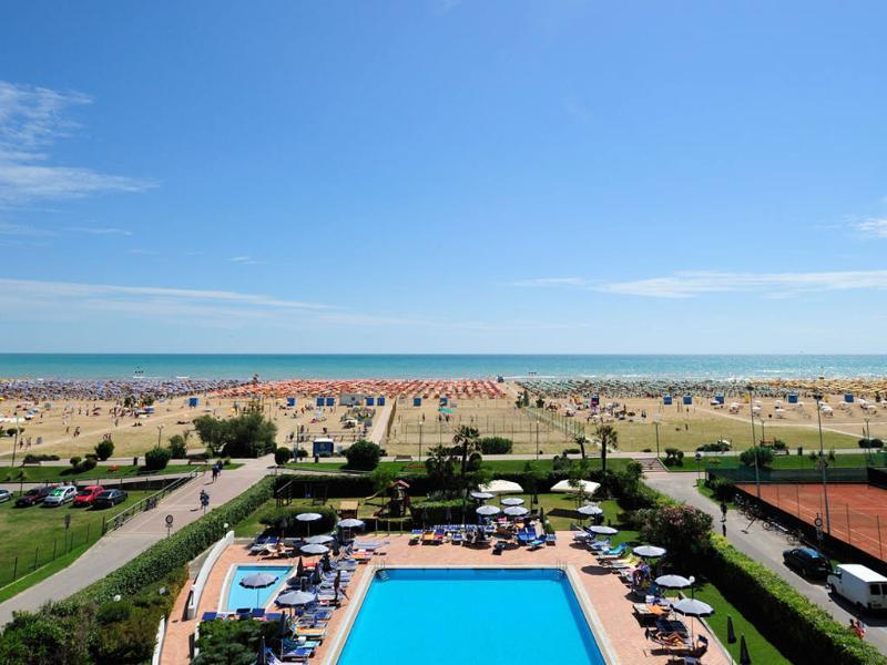 Hotel Royal Bibione Zewnętrze zdjęcie