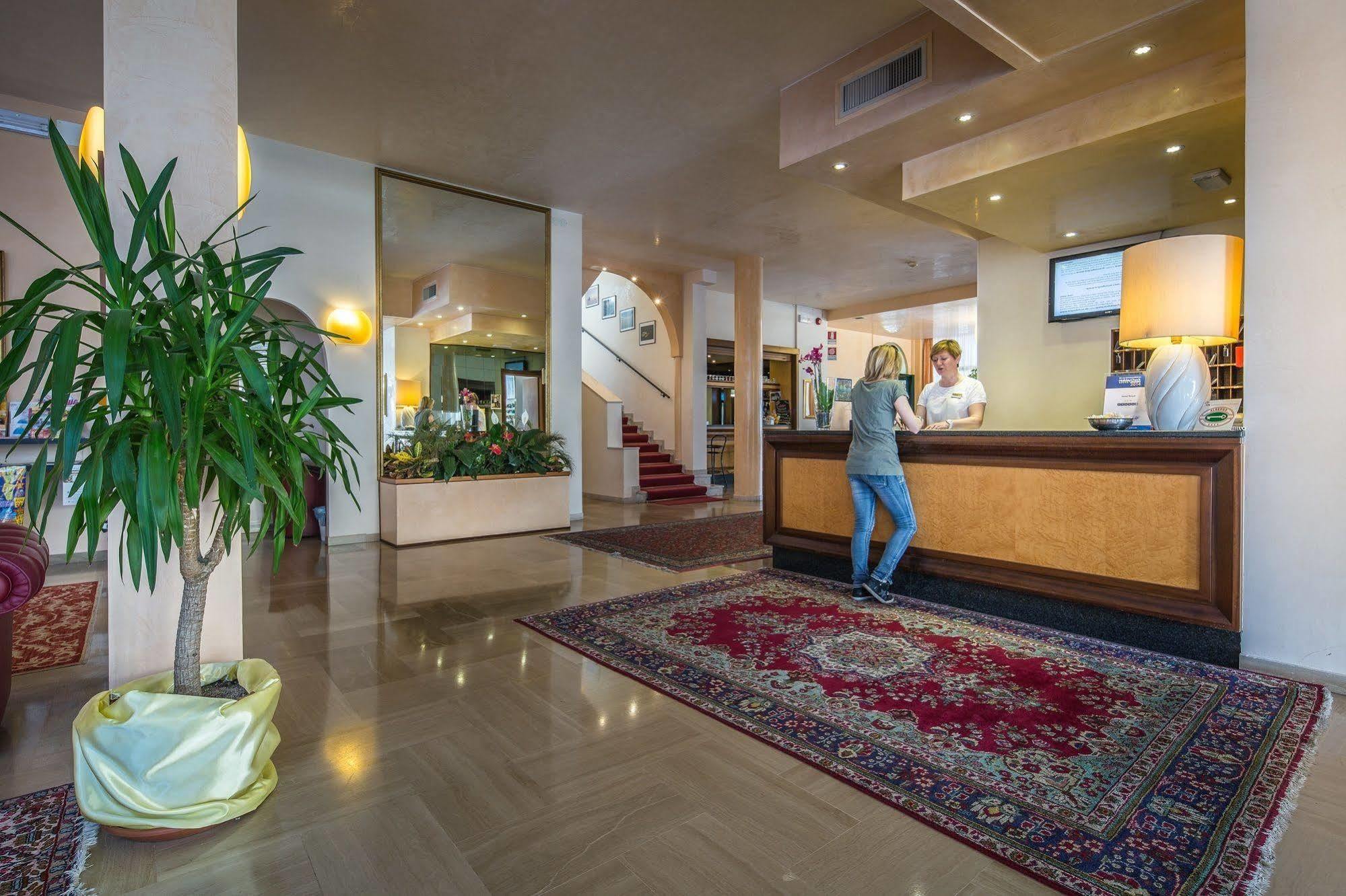 Hotel Royal Bibione Zewnętrze zdjęcie